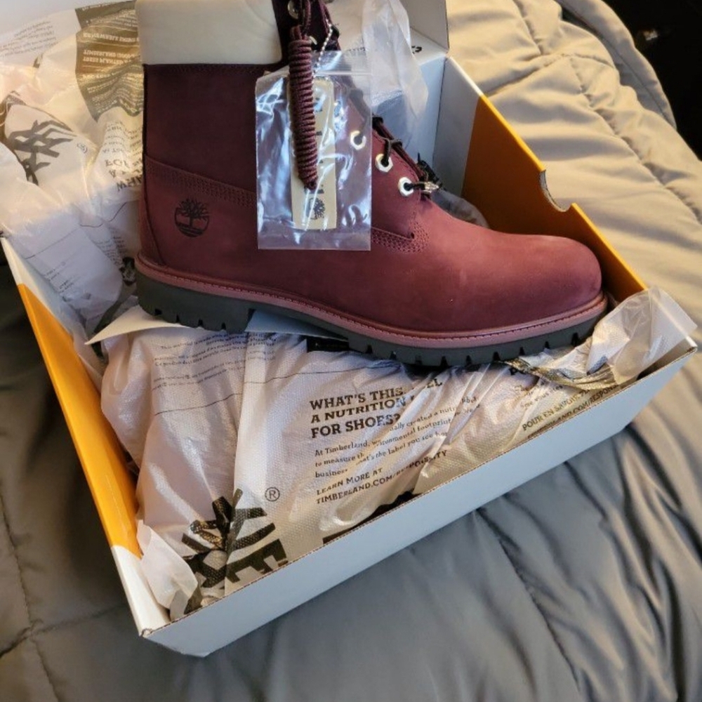 Mens Timberland 6" Premium Boots Burgundy with Beige Collar
